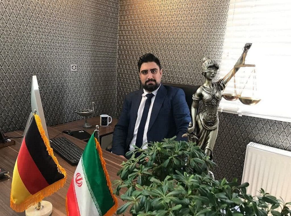 داود وطنی بهترین وکیل اداره کار اصفهان