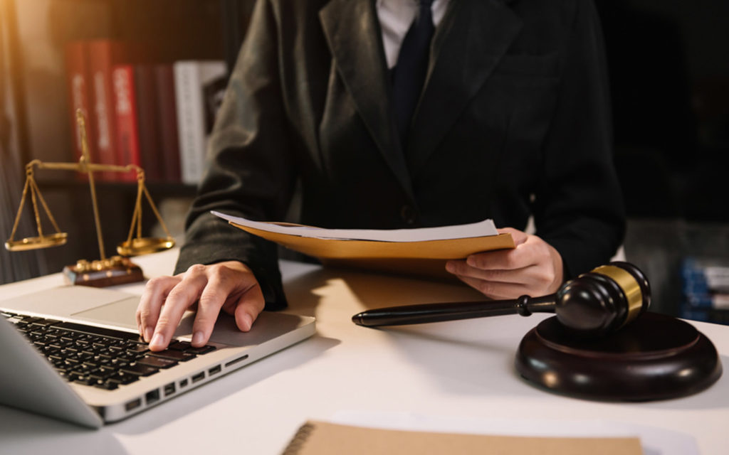 وکیل اداره کار اجین