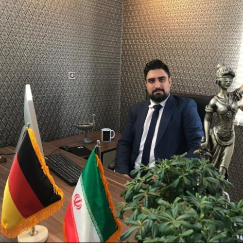 داود وطنی بهترین وکیل اداره کار اصفهان